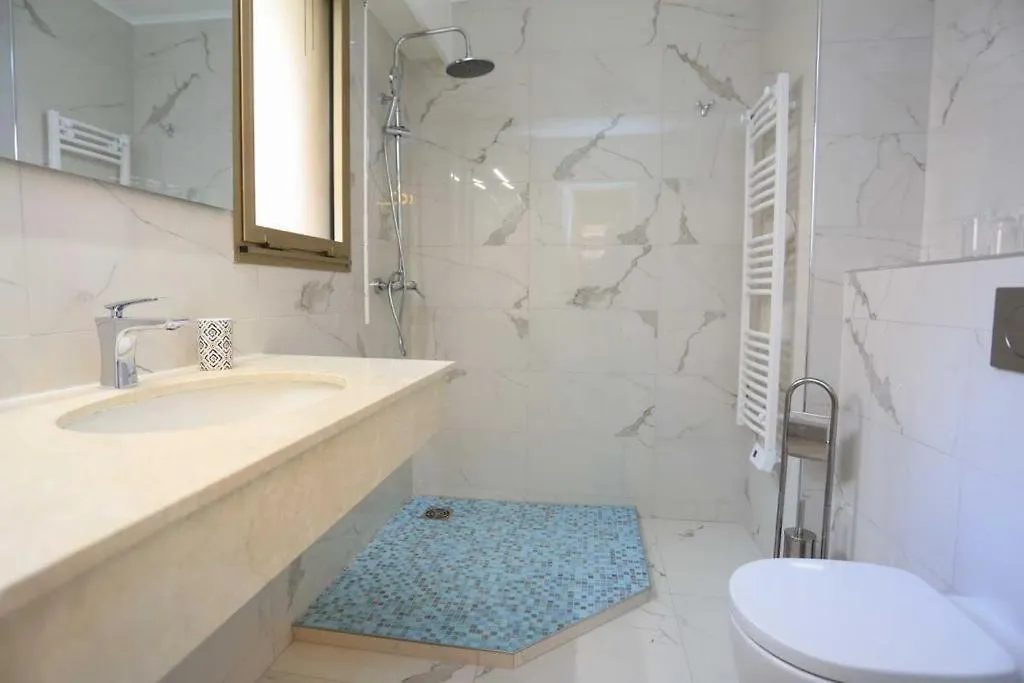 Luxe Gambetta - Sea View Apartment Nice France
