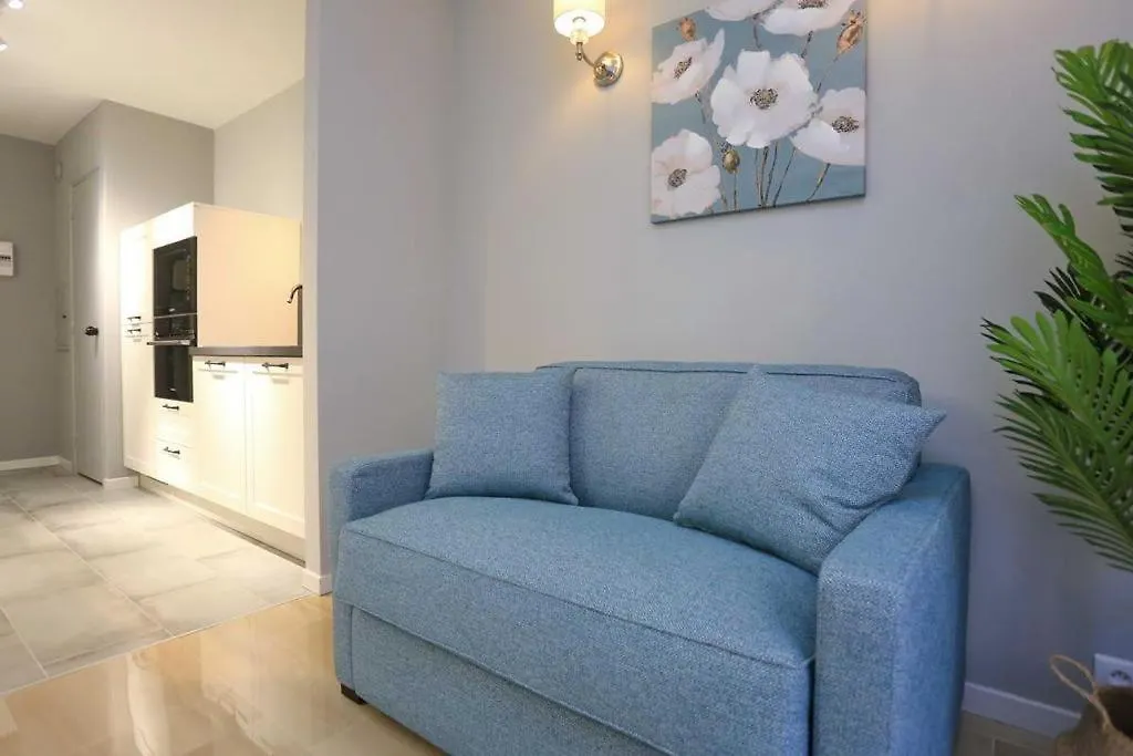 Luxe Gambetta - Sea View Apartment Nice France