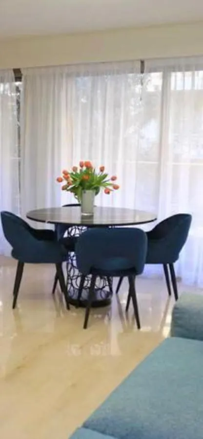 Luxe Gambetta - Sea View Apartment Nice France